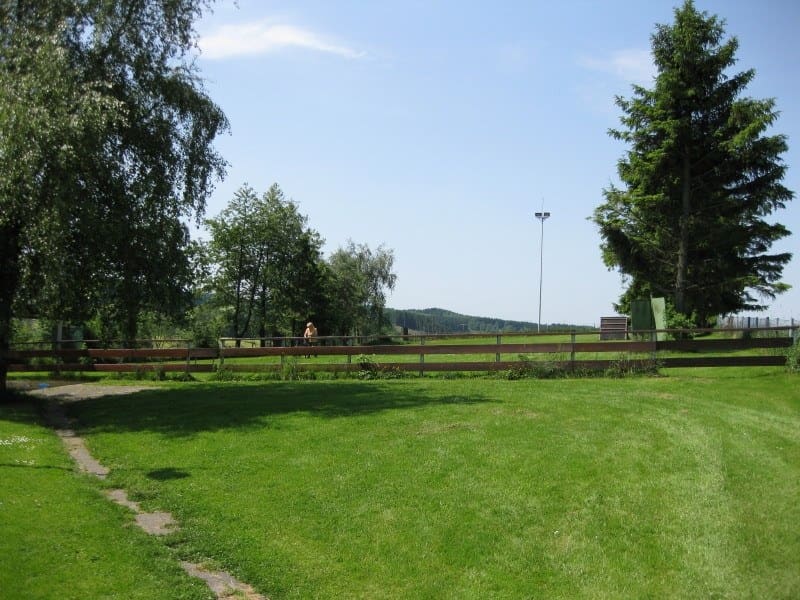 Der Übungsplatz im Sommer